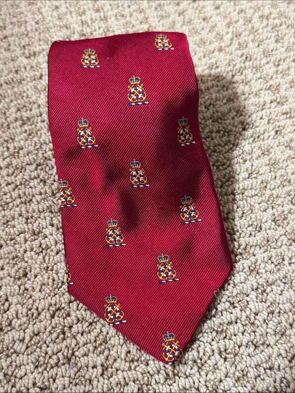 Men's Crest-Embroidered Burgundy Tie